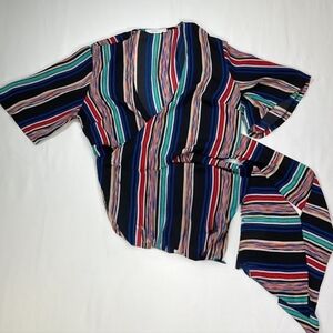 EUC Lush Wrap Top